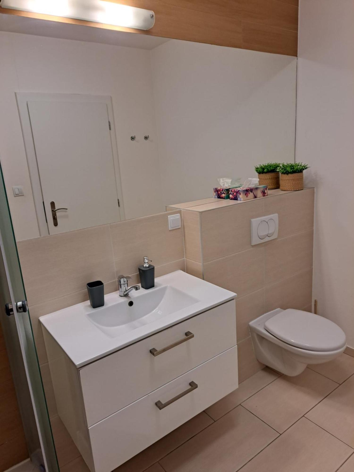 Adam Apartman Košice Exteriör bild